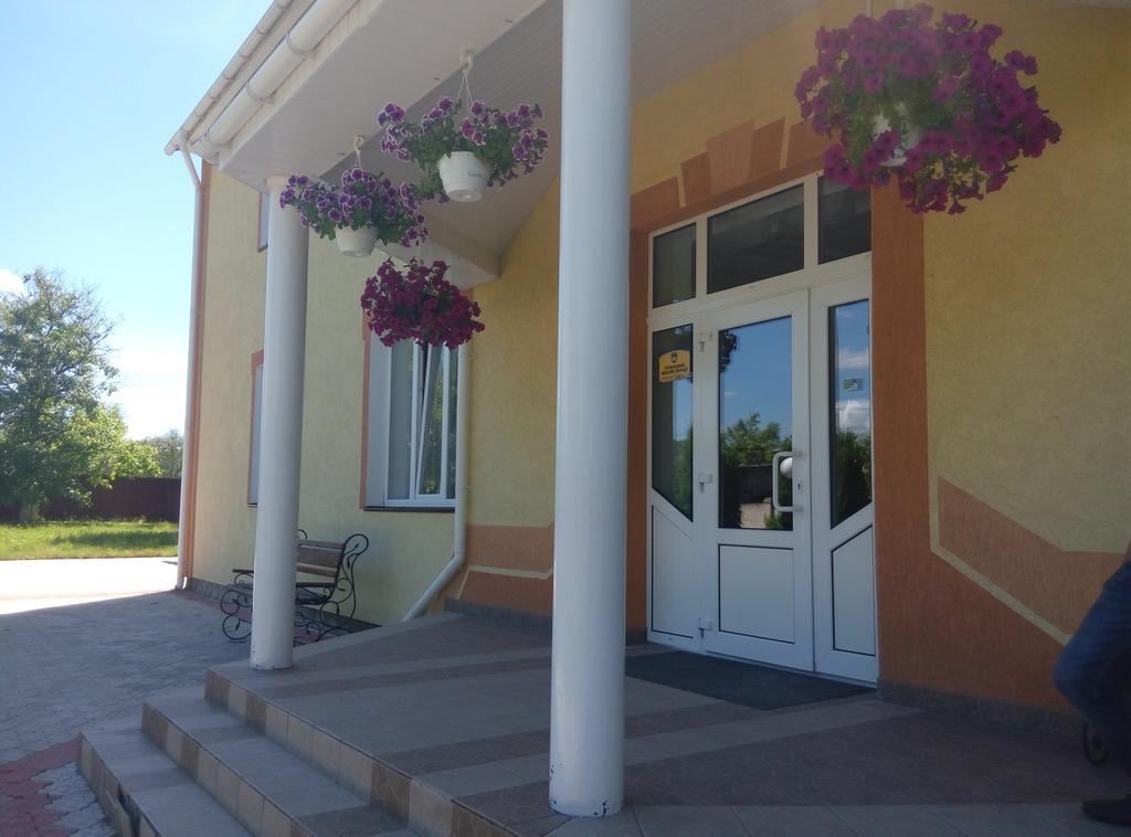 Hotel Kremin Kremenetsʼ Exterior foto