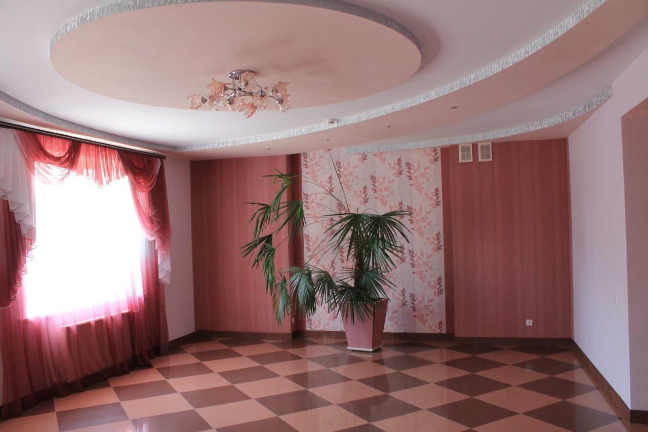 Hotel Kremin Kremenetsʼ Exterior foto