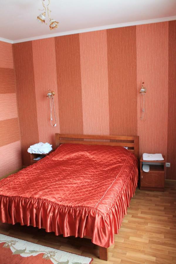 Hotel Kremin Kremenetsʼ Exterior foto