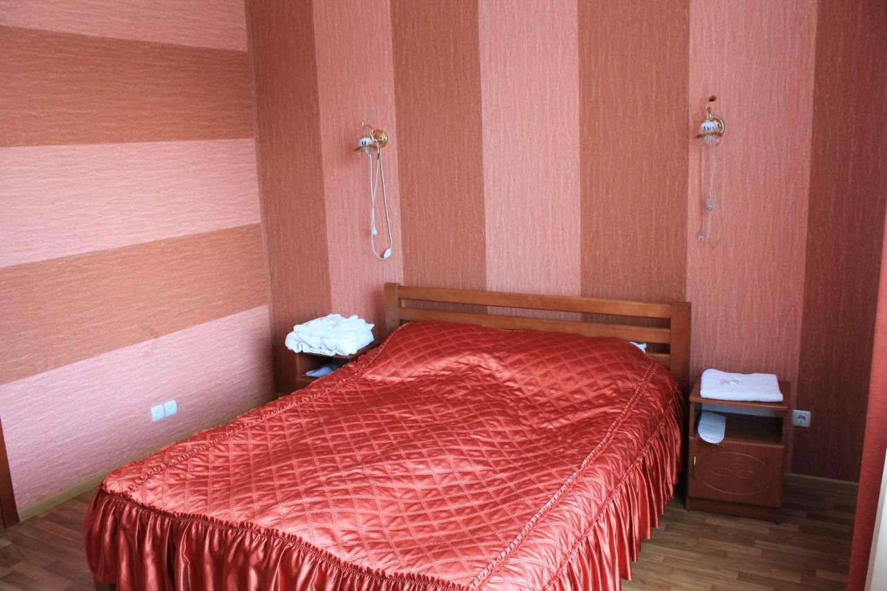 Hotel Kremin Kremenetsʼ Exterior foto